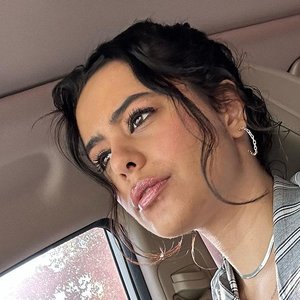Siarly Mami Anal Guide